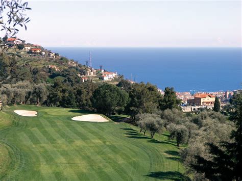 the mall sanremo golf.